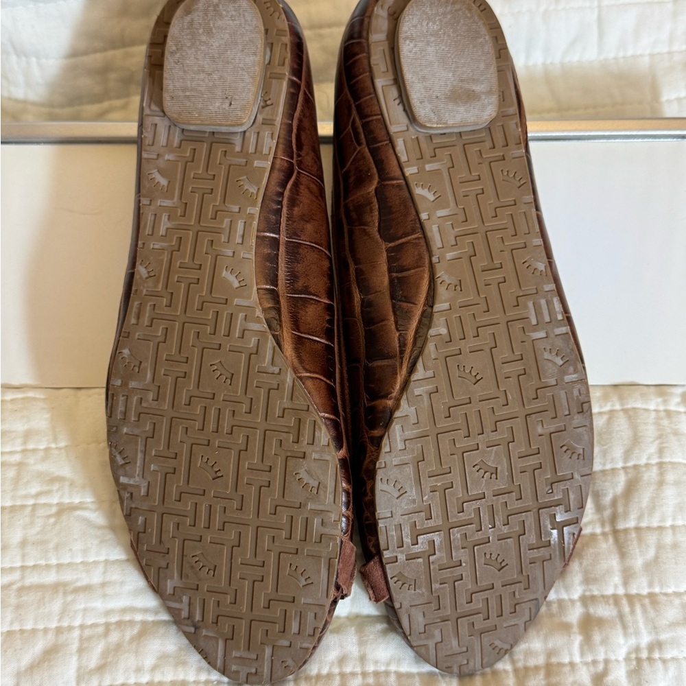 Elaine Turner Aligator look Flat Ballet Shoes w/ Leopard Buckle Sz 7.5 - Picture 6 of 8